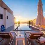 With Private Pool And Jacuzzi * Kaş