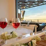 With Private Pool And Jacuzzi וילה *