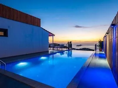 Villa With Private Pool And Jacuzzi Kas
