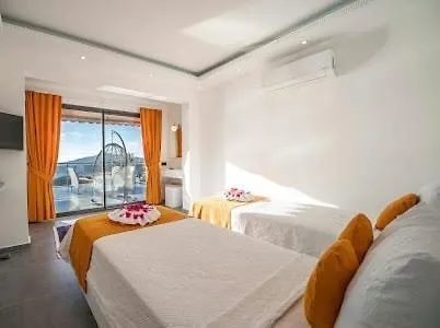 With Private Pool And Jacuzzi * 卡斯