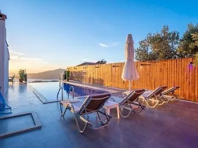 别墅 With Private Pool And Jacuzzi