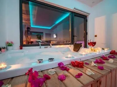 With Private Pool And Jacuzzi 别墅 卡斯