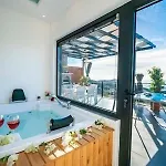 With Private Pool And Jacuzzi Kaş